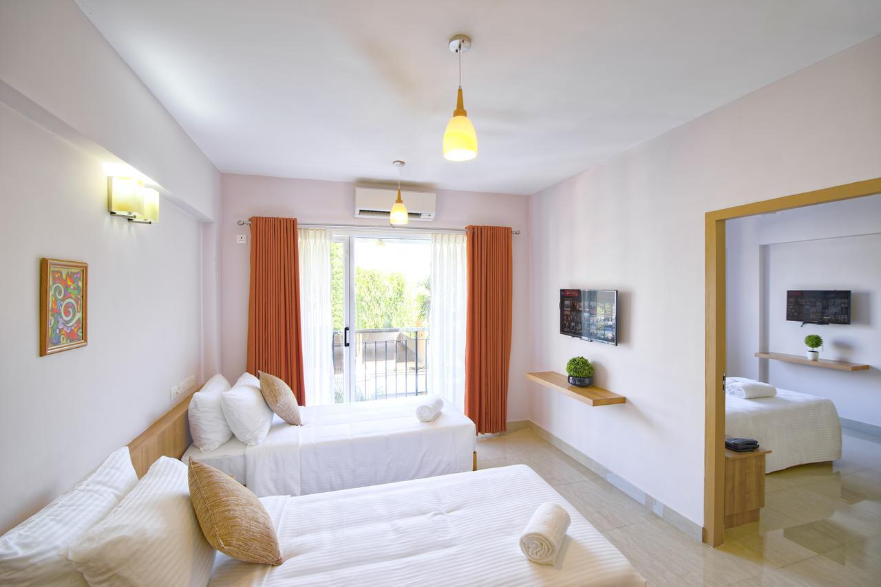 Sidra Pristine Hotel And Portico Halls Kochi Exterior photo