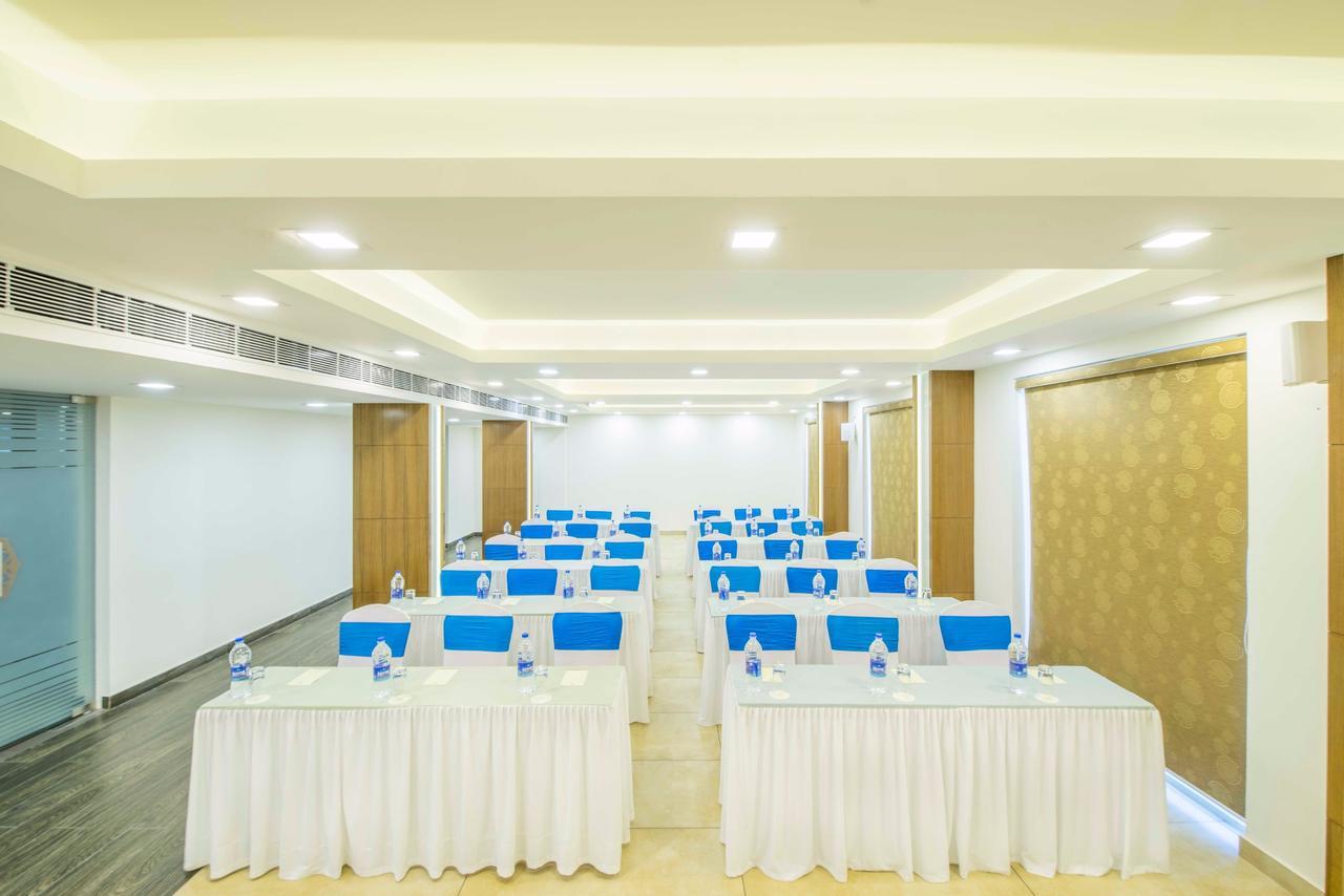 Sidra Pristine Hotel And Portico Halls Kochi Exterior photo